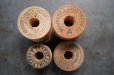 画像2: U.S.A. antique Wooden Spools アメリカアンティーク  英字ロゴ入 刻印入 木製スプール 糸巻き 糸 4個セット  ヴィンテージ 1920-40's (2)