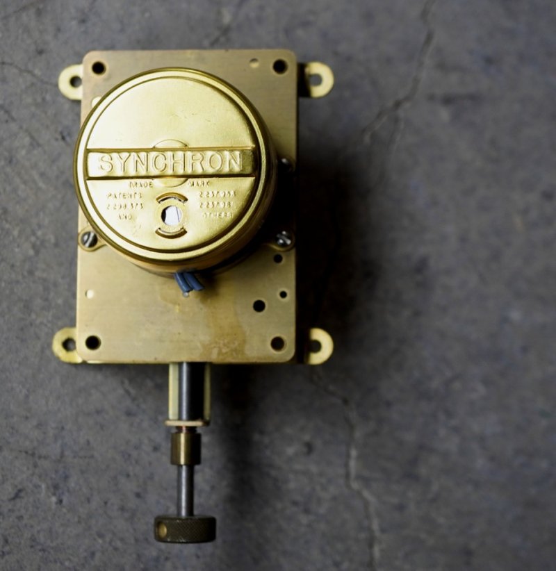 画像2: U.S.A. antique wall clock MOVEMENT PARTS アメリカアンティーク 掛け時計 ムーブメント 機械部品 ジャンク ヴィンテージ 1940-70's