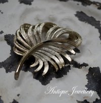 U.S.A .antique BSK Brooch アメリカアンティーク ビーエスケー ブローチ コスチュームジュエリー ヴィンテージ ブローチ 1948－83's 
