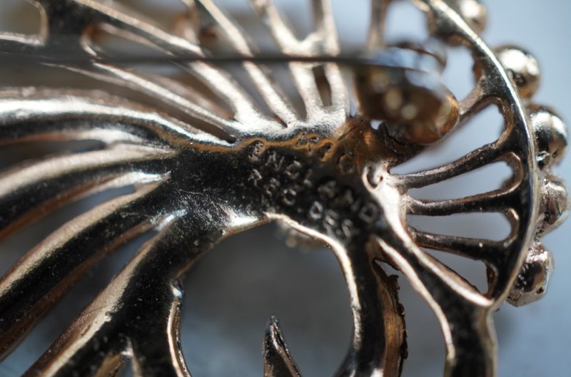 画像5: ENGLAND antique KIGU Brooch イギリスアンティーク キグ ブローチ コスチュームジュエリー ヴィンテージ ブローチ 1950-80's 