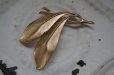 画像2: U.S.A .antique TRIFARI Brooch アメリカアンティーク トリファリ ブローチ コスチュームジュエリー ヴィンテージ ブローチ 1950-80's  (2)