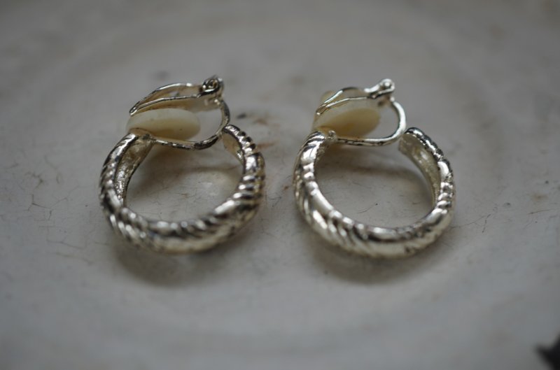 画像2: SALE【20%OFF】U.S.A. antique Earrings  アメリカアンティーク コスチュームジュエリー ヴィンテージ イヤリング 1960－80's 
