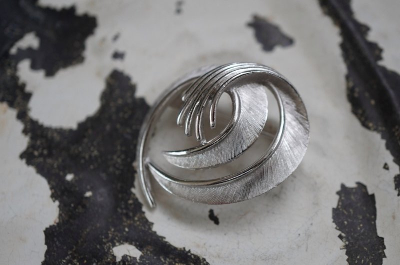 画像3: U.S.A .antique TRIFARI Brooch アメリカアンティーク トリファリ ブローチ コスチュームジュエリー ヴィンテージ ブローチ 1950-80's 
