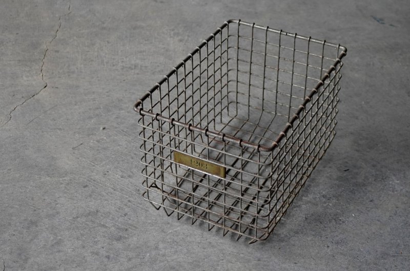 画像2: U.S.A. antique Wire Basket アメリカアンティーク AMERICAN WIRE FORM CO. ナンバータグ付き ワイヤーバスケット 1940-50's 