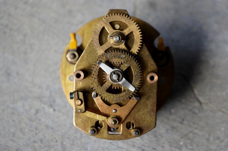 画像2: FRANCE antique  BRILLIE wall clock MOVEMENT PARTS フランスアンティーク 掛け時計 ムーブメント 機械部品 ジャンク ヴィンテージ 1940-70's