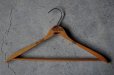 画像2: U.S.A. antique Advertising Hanger アメリカアンティーク アドバタイジング 広告入 木製ハンガー ヴィンテージ 1940-70's (2)