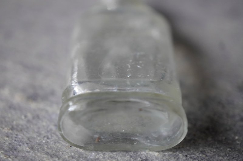画像5: ENGLAND antique Glass Bottle イギリスアンティーク 小さな 香水 ガラスボトル 香水瓶 ガラス瓶 1900-20's