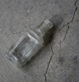 画像1: ENGLAND antique Glass Bottle イギリスアンティーク 小さな 香水 ガラスボトル 香水瓶 ガラス瓶 1900-20's (1)