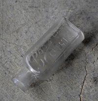 ENGLAND antique Boots Glass Bottle イギリスアンティーク 筆記体ロゴ【Boots】 ガラスボトル H12cm ガラス瓶 1920's