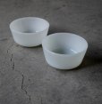 画像1: U.S.A. vintage  Fire-king Custard cups 2pcs アメリカヴィンテージ ファイヤーキング ホワイト  2個セット1960-70's (1)