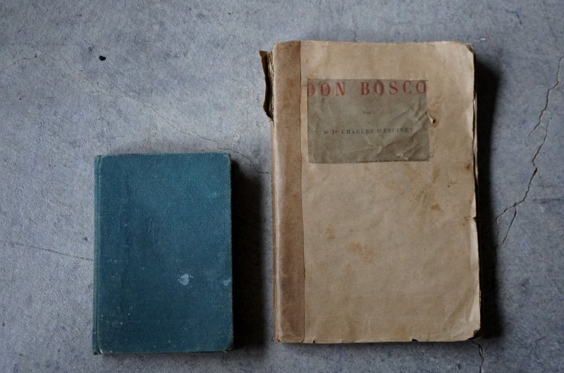 画像2: ENGLAND antique BOOK イギリス アンティーク 本 2冊セット 古書 洋書 聖書ブック 1882-1930's