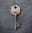 画像2: ENGLAND antique KEY イギリスアンティークキー ヴィンテージキー 鍵  パドロックキー ヴィンテージ 1950-70s (2)