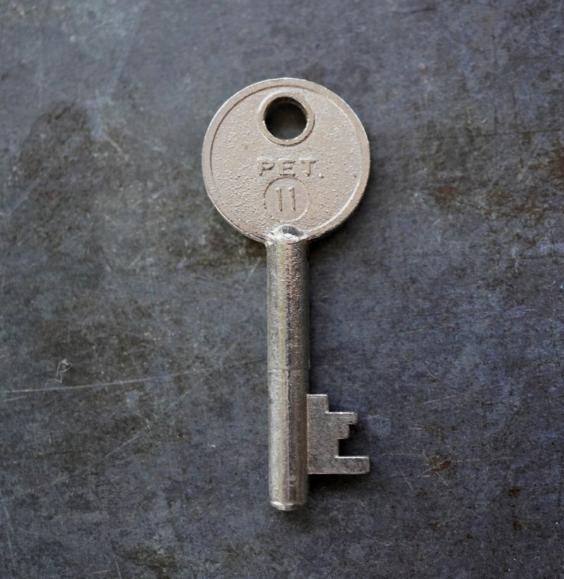 画像3: ENGLAND antique KEY イギリスアンティークキー ヴィンテージキー 鍵  パドロックキー ヴィンテージ 1950-70s