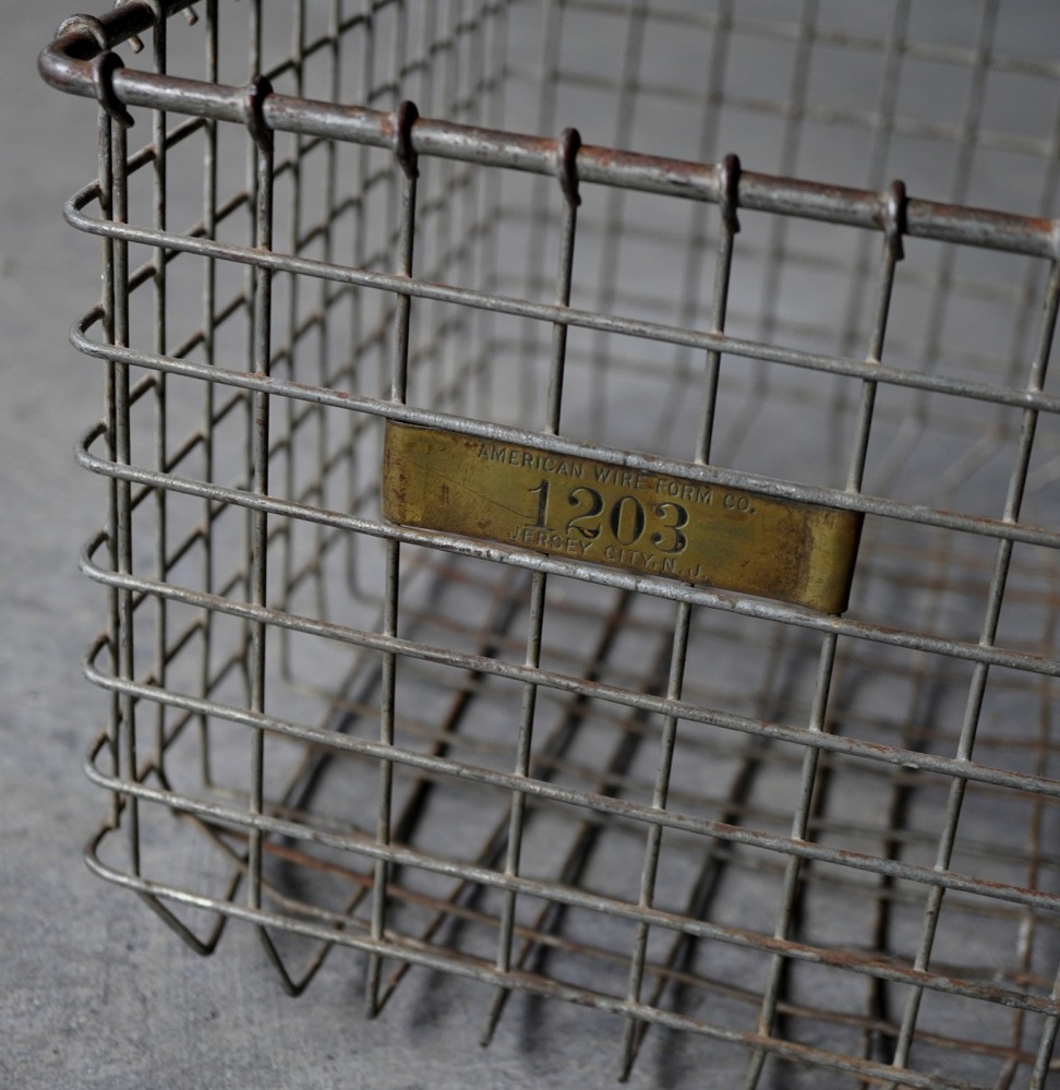 U.S.A. antique Wire Basket アメリカアンティーク AMERICAN WIRE FORM CO. ナンバータグ付き ワイヤーバスケット 1940-50's 