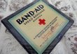 画像2: 【RARE】 USA antique ジョンソン&ジョンソン BAND-AID バンドエイド缶 1926's (2)