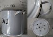 画像2:  【RARE】ENGLAND antique 空気孔 ホーロー ブレッド缶 1930's BREAD 丸型 (2)