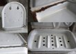 画像3: ENGLAND antique 素敵なホーロー ソープディッシュ ハブラシスタンド ソープトレイ SOAP 1900-30's (3)