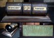 画像2: ENGLAND antique STC刻印入り 万年 デスクカレンダー 1940－50's 卓上カレンダー (2)