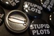 画像2: STUPID PLOTS  缶バッチ  (2)