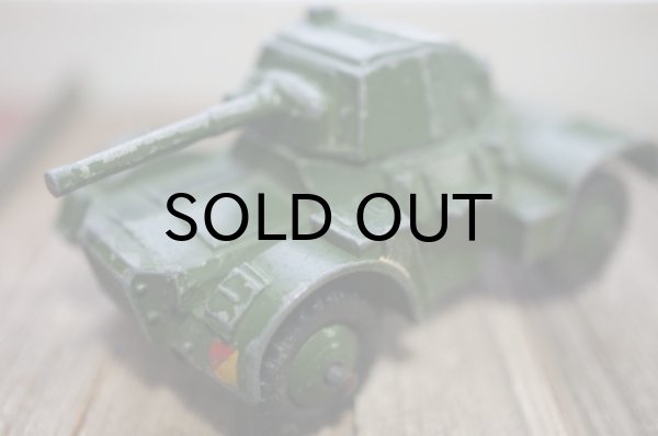 画像1:  UK DINKY ARMY ARMOURED CAR  NO.670 (1)