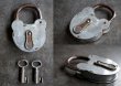 画像3: FRANCE antique UNIS F.T.H クマ型 パドロック 鍵2本付 南京錠 PADROCK KEY 1940-60's