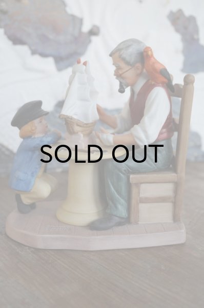 画像1: Norman Rockwell 陶磁器製　置物　The Shipmaker (1)