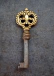 画像2: FRANCE antique KEY フランスアンティークキー 鍵 美しい装飾 チェスト・キャビネットキー 1890-1920's