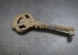 画像3: FRANCE antique KEY フランスアンティークキー 鍵 美しい装飾 チェスト・キャビネットキー 1890-1920's (3)
