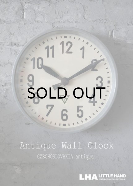 画像1: CZECHOSLOVAKIA antique PRAGOTRON wall clock パラゴトロン社 掛け時計 クロック 33cm 1970-80's (1)