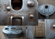 画像4: ENGLAND antique イギリスアンティーク 渋い重厚感 刻印入り ERA 大きなパドロック 鍵付 南京錠 1900-30's (4)