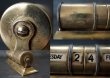 画像4: ENGLAND antique イギリスアンティーク 万年 デスクカレンダー 1940－60's 卓上 メカニカルカレンダー 暦  (4)