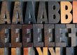 画像5: 【RARE】U.S.A. antique アメリカアンティーク 木製 プリンターブロック 【アルファベット・ナンバー Ａ〜Ｚ・0〜9 揃・130個】 Ｈ4.2ｃｍ スタンプ はんこ 1890-1940's  (5)