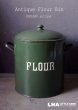 画像1: 【RARE】ENGLAND antique FLOUR BIN イギリスアンティーク 渋いダークグリーン 大きな ホーロー フラワー缶 花文字・リベット留め ラージサイズ FLOUR 1920's (1)