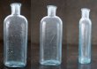 画像2: ENGLAND antique イギリスアンティーク 爽やかなブルー 筆記体ロゴが素敵な【Boots】 ガラスボトル H13.6cm ガラス瓶 1920's (2)