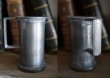 画像2: FRANCE antique PEWTER フランスアンティーク ピューター ミニメジャーリングカップ H7cm エタン マグ 1900's (2)