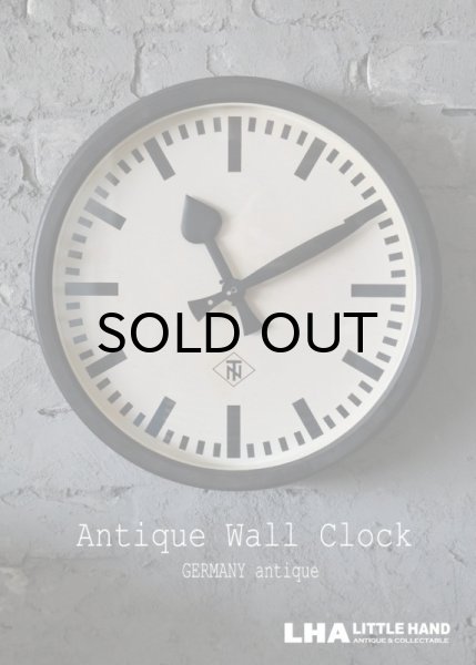 画像1: GERMANY antique Telenorma T＆N [Telefonbau＆Normalzeit] wall clock アンティーク 掛け時計 クロック 35.5cm 1950's インダストリアル 工業系 (1)