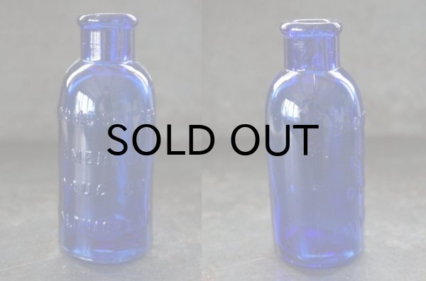 画像2: ENGLAND antique イギリスアンティーク 鮮やかな コバルトブルー ガラスボトル ガラス瓶 1905-15's