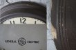 画像4: U.S.A. antique GENERAL ELECTRIC wall clock GE アメリカアンティーク ゼネラル エレクトリック 掛け時計 初期型 ヴィンテージ スクール クロック 37cm 1940's (4)