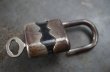 画像4: ITARY antique イタリアアンティーク 刻印入 パドロック 鍵付 ヴィンテージ 南京錠 1940-60's (4)