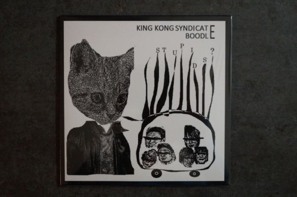画像1: KING KONG SYNDICATE & BOODLE / STUPIDS?　SPLIT CD (1)