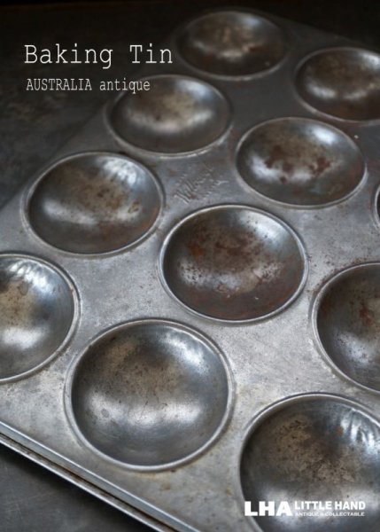 画像1: AUSTRALIA antique オーストラリアアンティーク ベーキングティンモールド 12穴  焼き型 菓子型 マフィン 1930-50’ｓ (1)