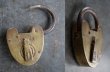 画像3: SALE【30%OFF】ENGLAND antique イギリスアンティーク クマ型 刻印入り パドロック No Key 南京錠 ヴィンテージ 1930－50's (3)