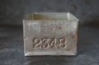 画像2: ENGLAND antique TEA TIN イギリスアンティーク ナンバー入 紅茶缶 サンプル ティン缶 ブリキ缶 1920-30's  (2)