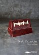 画像1: SALE【40%OFF】U.S.A. antique Desk Calender アメリカアンティーク 万年 ベークライト デスクカレンダー ヴィンテージ1950-60's 卓上 メカニカル カレンダー 暦 (1)