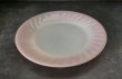画像5: U.S.A. vintage Fire-king Pink Dinner Plate アメリカヴィンテージ ファイヤーキング ピンク スワール ディナープレート 1949-62's (5)