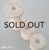 画像: U.S.A. antique Wooden Spools アメリカアンティーク  英字ロゴ入 刻印入 木製スプール 糸巻き 糸 3個セット  ヴィンテージ 1920-40's