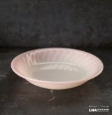 画像: U.S.A. vintage Fire-king Pink Soup Plate アメリカヴィンテージ ファイヤーキング ピンク スワール スーププレート 1949-62's