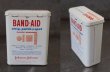 画像4: USA antique BAND-AID TIN アメリカアンティーク ジョンソン&ジョンソン BAND-AID バンドエイド缶 絆創膏 ヴィンテージ 1960-70's  (4)