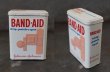 画像3: USA antique BAND-AID TIN アメリカアンティーク ジョンソン&ジョンソン BAND-AID バンドエイド缶 絆創膏 ヴィンテージ 1960-70's  (3)
