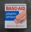 画像2: USA antique BAND-AID TIN アメリカアンティーク ジョンソン&ジョンソン BAND-AID バンドエイド缶 絆創膏 ヴィンテージ1970-80's 